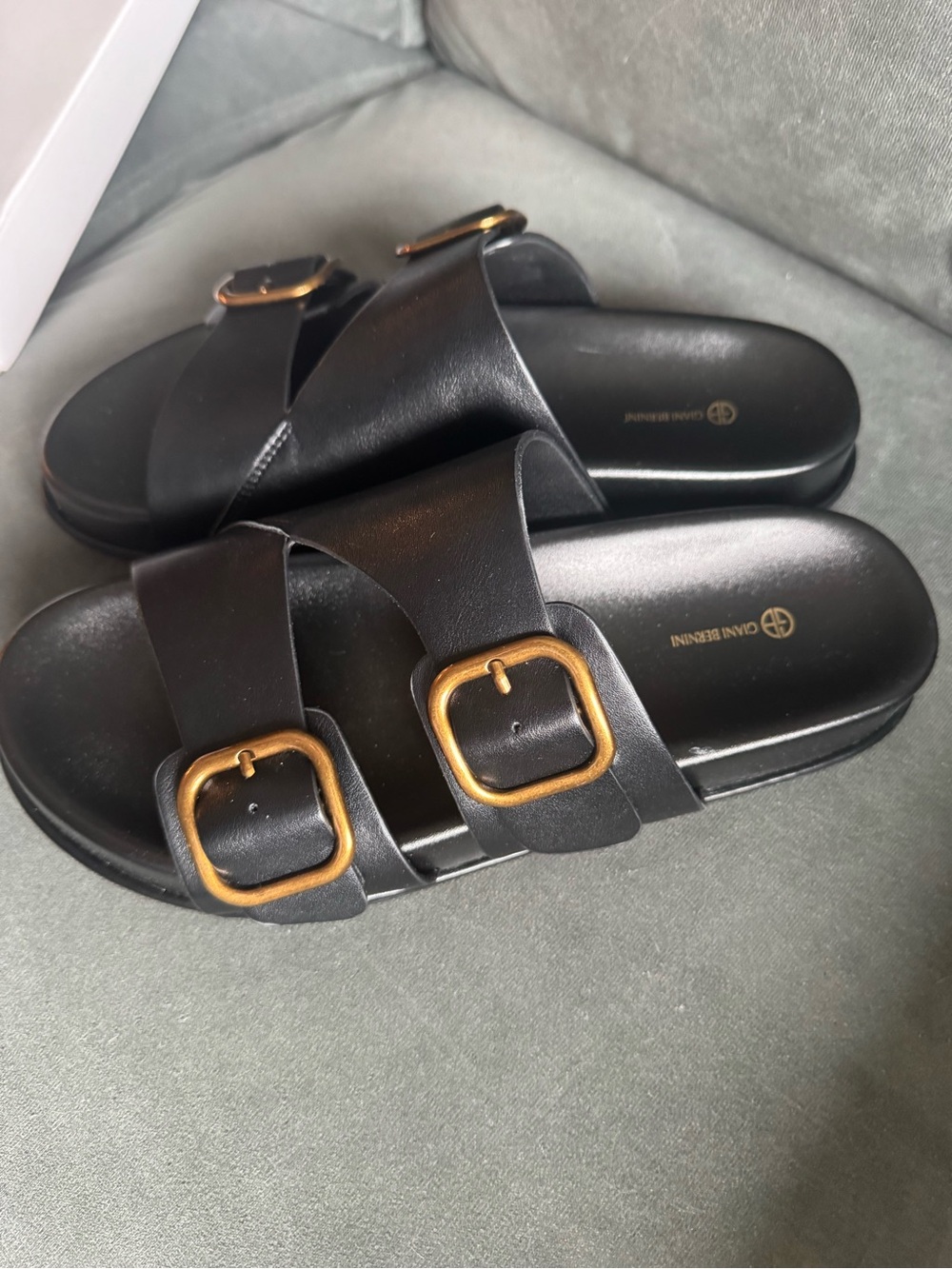 NIB Women's GIANI BERNINI Zariahp sandals. Sz 8